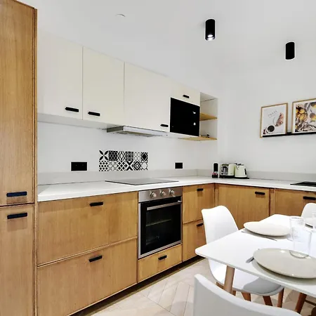 Апартаменты Splendid Appartement-6p- Republiquetemple!