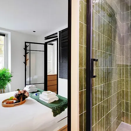 Splendid Appartement-6p- Republiquetemple! Апартаменты Париж